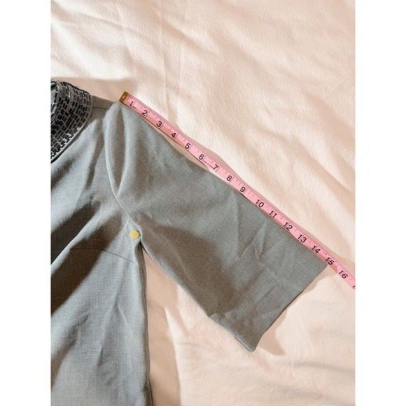 Trina Turk Women Heather Gray Embellished‎ Roll Neck Blouse | Missing Beads - Picture 10 of 10